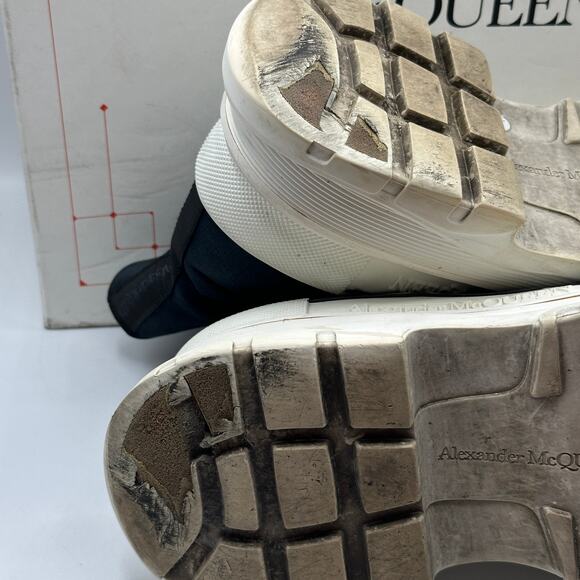 ALEXANDER MCQUEEN Tread Slick Boot Platform Chunky Black White Sz 42 / 9 - Picture 11 of 12